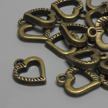 Pandantiv inimă, culoare bronz, diametru 15×12 mm, gaură pentru cercei 2,3 mm, ambalaj 15 buc