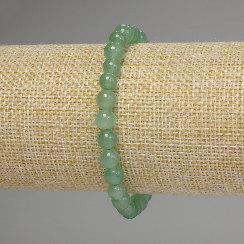 Brățară din nefrit, mărgele netede, diametru 6 mm, lungime 18 cm, pe elastic