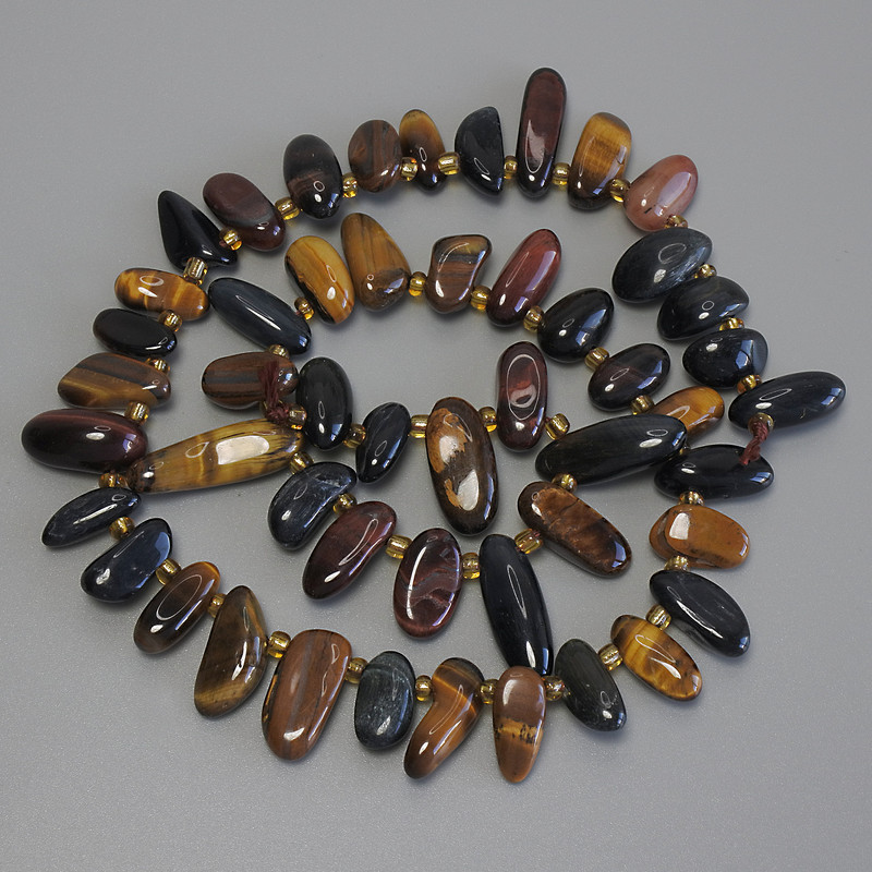 Mărgele din ochiul bouului, ochiul de șoim și ochiul de tigru, formă de fluture, diametru 10–20×5–8 mm ±, mărgele de 3 mm ±, lungime 39 cm ± pe șnur