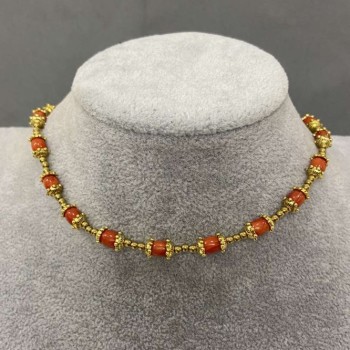 Colier choker din coral în formă de tub, 6×4,5 mm; mărgele de hematit 2 mm; lungime 38 cm, lanț de prelungire de 5 cm