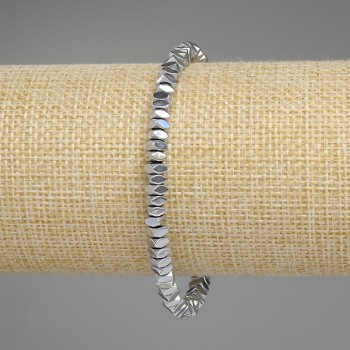 Brățară din hematit, culoare argintie, rondelle pătrate fațetate 4x2 mm, lungime aproximativă 18 cm, elastic