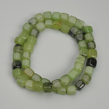 Mărgele din jadeit cubice, diametrul de 7 mm, lungimea 38 cm, pe șnur