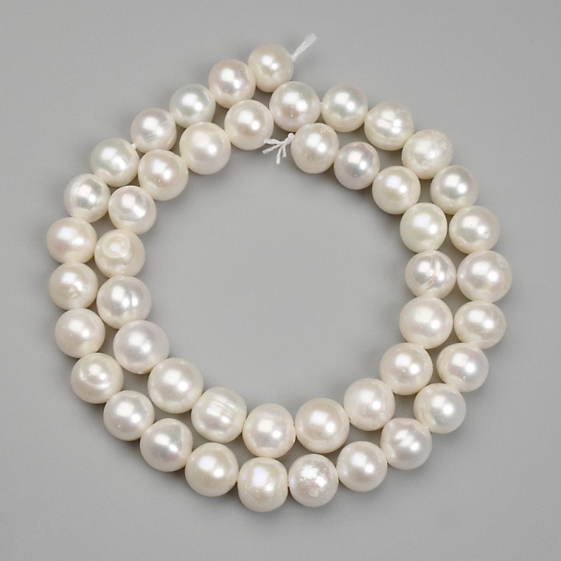 Mărgele de perle de apă dulce, diametru 8–9 mm, pe fir de 39 cm