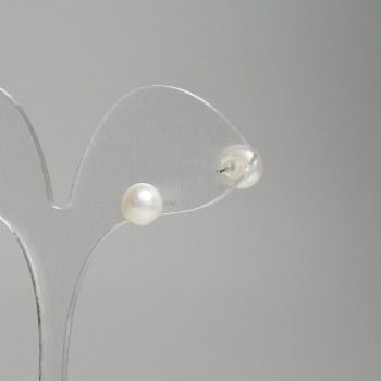 Cercei stud cu perle de râu, diametrul 6 mm+