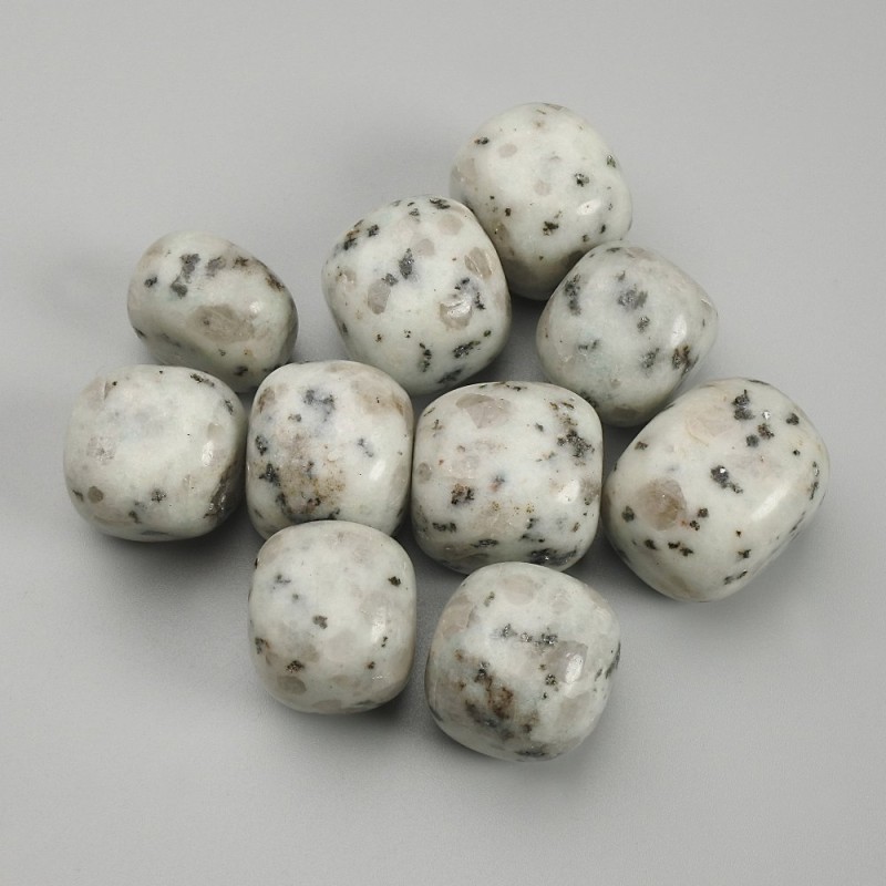 Jasp Kiwi, fațetat natural, bucăți fără gaură 16-18×16-22 mm ± (pentru 100 g ±)