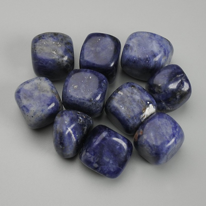 Sodalit natural, piatră cu fațete, bucăți prelucrate, fără gaură, 16-18×17-18 mm ± (pentru 100 g ±)