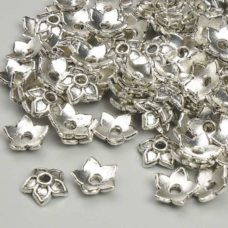 Capace pentru mărgele, diametru 8 mm ±, gaură de 1,8 mm ±, culoare argintie a metalului, ambalaj 20 g ± (~90 buc.)
