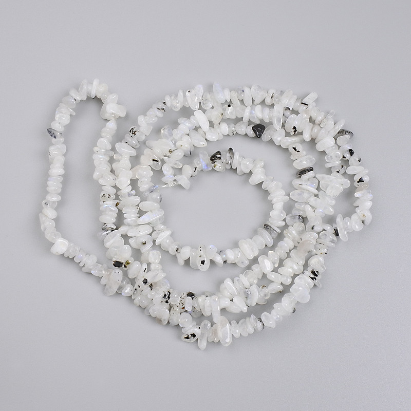Mărgele din adular granule, diametrul 4-7×2-4 mm, lungime 78 cm, pe fir