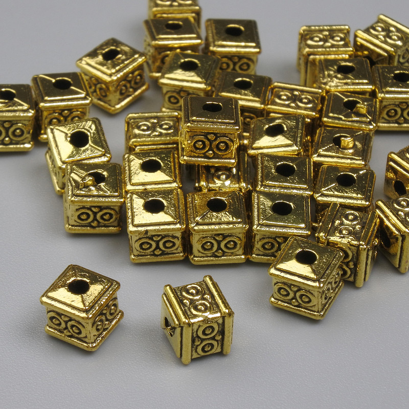 Furnitură mărgea-inserație aurie, culoare metalică aurie, diametru 5×5 mm ± gaură, diametru 1,5 mm ±, ambalaj 20 g (~36 buc.)