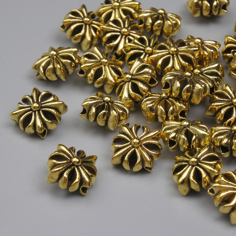Mărga inserție aurie, culoare metalică, diametru 9 mm ±, gaură 1 mm ±, ambalaj 20 g (~29 buc.)