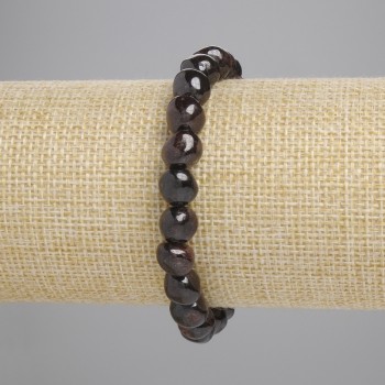 Brățară din granat facetat, pe elastic, diametrul 7,5–9×8 mm, lungime 18 cm ±