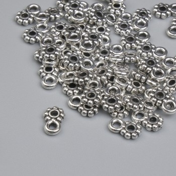Furnitură bail, culoare metalică argintie, dimensiuni 6,5×4 mm, gaură de 1,3 mm, ambalare 55 buc.