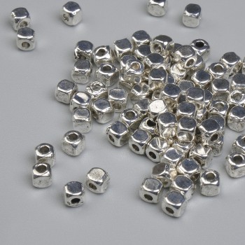 Mărgele-inserație culoare argintiu, diametru 3 mm, gaură 1,1 mm, ambalaj ~84 buc.