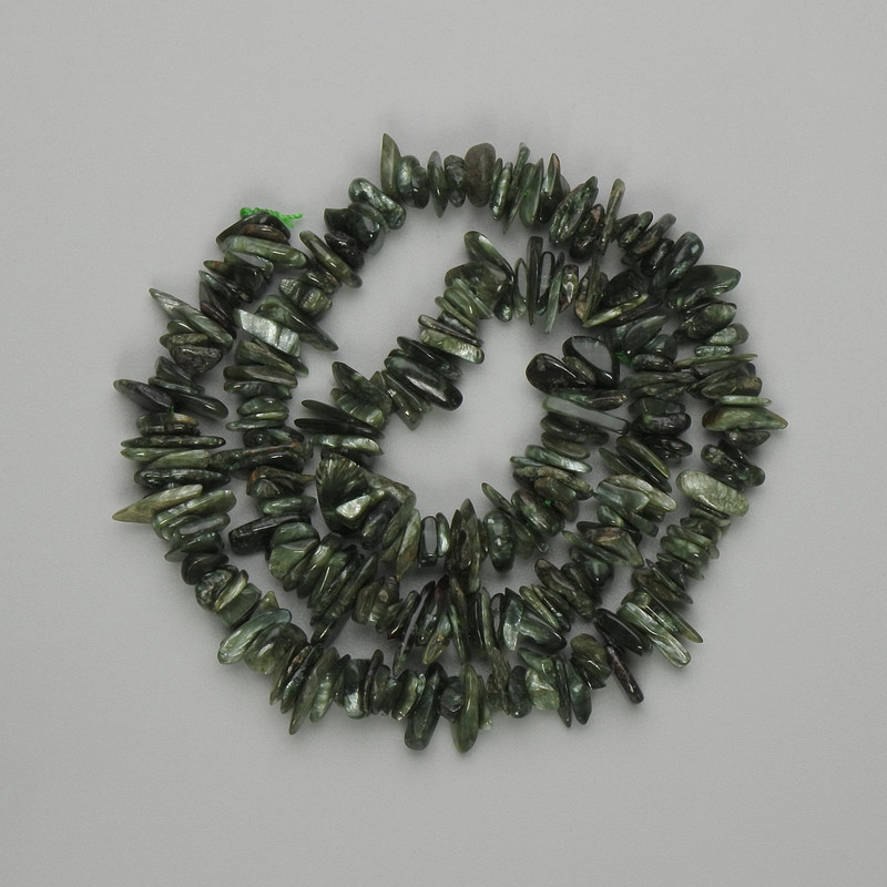 Mărgele din serafinit – granule 6-9-1-3 mm, lungime 41 cm, pe fir
