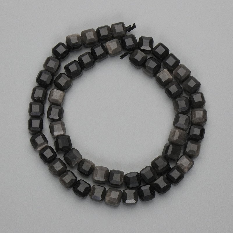 Mărgele din obsidian argintiu, cuburi tăiate 7×7 mm, lungime 37 cm, pe șnur