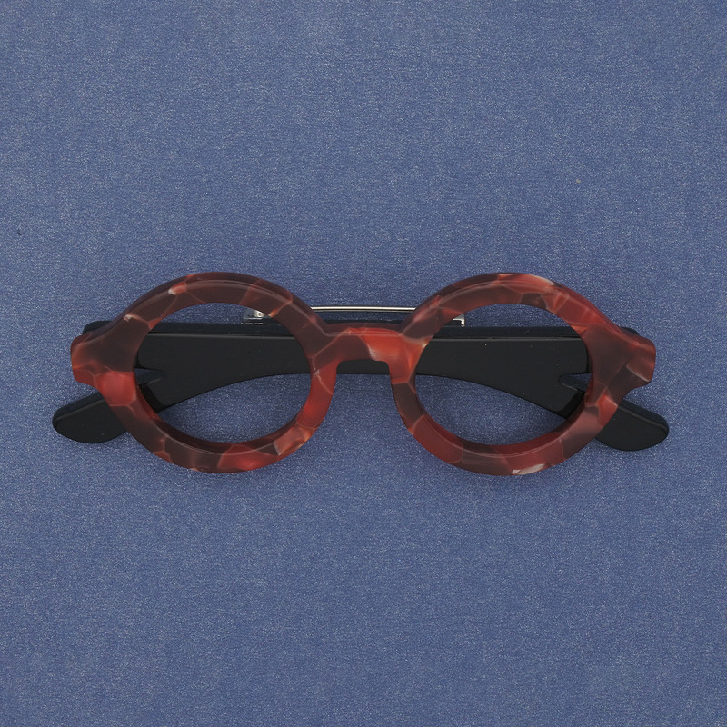 Broșă Ochelari roșie din acrilic 65×25 mm+