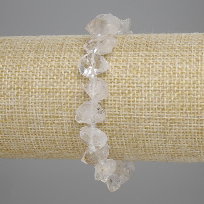 Brățară din cristal de munte brut, piatră naturală brută, diametrul 9–14×8–9 mm ±, mărgele de 3 mm ±, lungime 18 cm ±, elastic