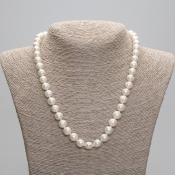 Colier din perle de apă dulce naturale 9-10×8-8 mm, 5 mm +/-; lungime 45 cm +/- 5 cm, lanț de prelungire