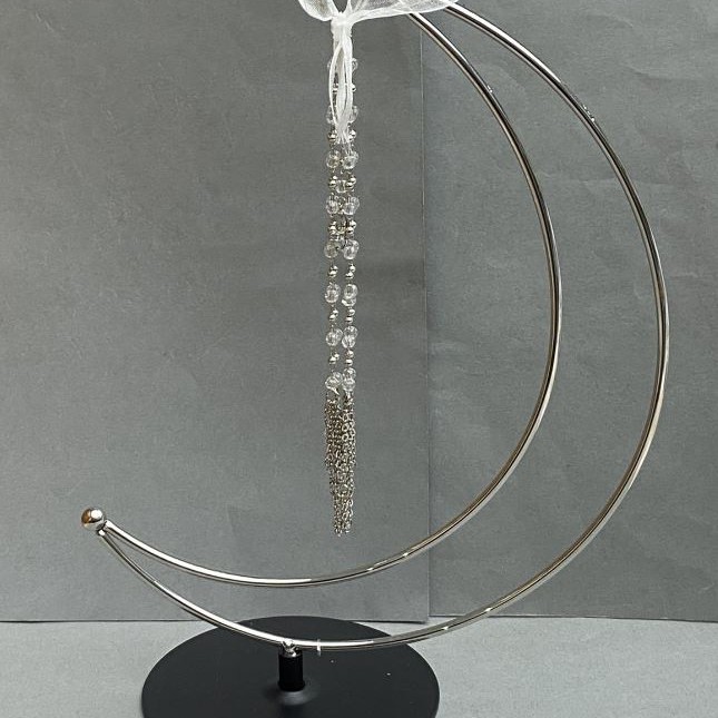 Suport Lună pentru minge, 24×17 cm ±, cu picioare de 10 cm ±, lungimea lanțului 16 cm ±, metal argintiu