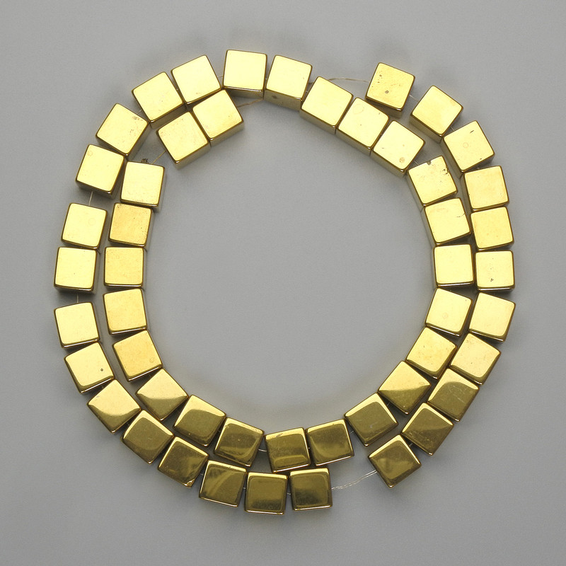 Mărgele hematit culoare aurie, cub 8×8 mm +-, lungime 40 cm+