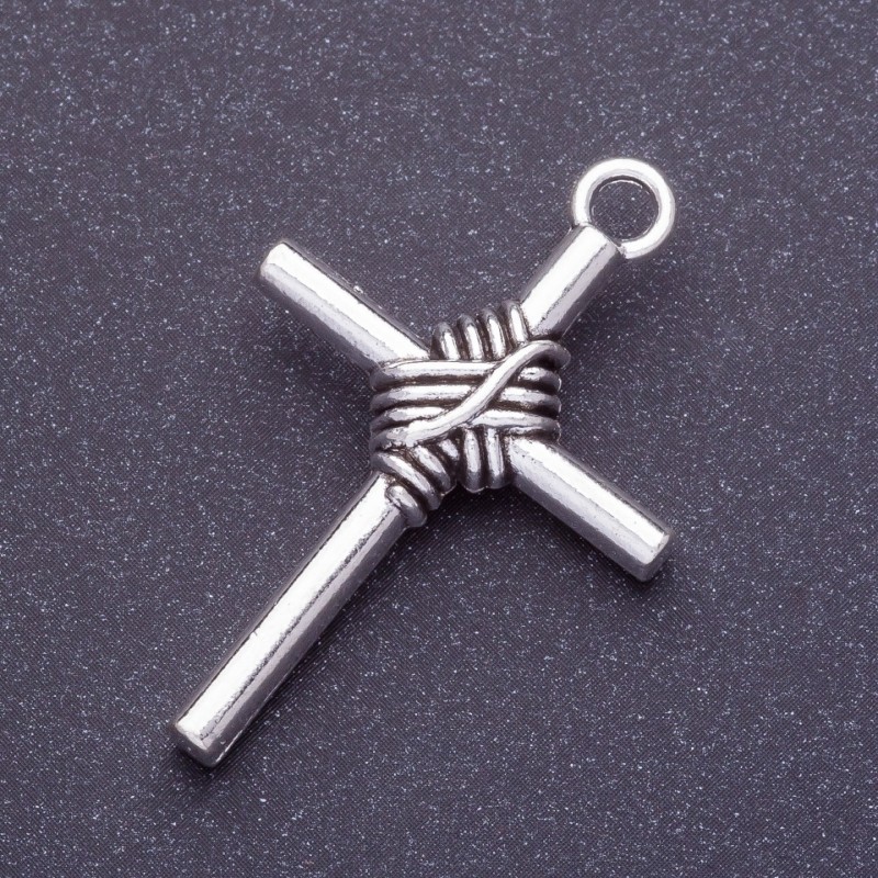 Furnitură pandantiv cruce, lungime 40 mm, diametru 1,3–5 mm, culoare argintie, ambalaj 6 buc.