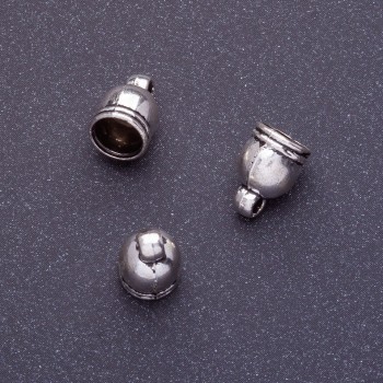 Cap terminal pentru bijuterii, lungime 11×7,5 mm, diametru d2 = 5 mm, d3 = 1,5 mm, culoare argintiu, finisaj lucios. Ambalare 20 g ± 25 bucăți