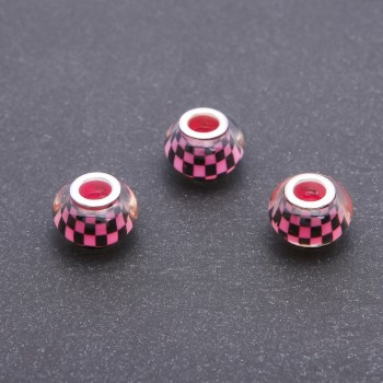 Mărgea Pandora roză «șah-mat» din plastic, diametrul 13 mm, gaură de 5 mm, ambalaj 11 buc