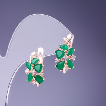 Cercei cu cristale verzi de 19×10 mm, din metal auriu