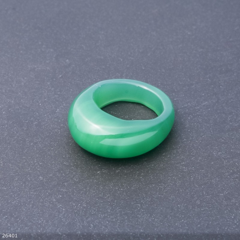 Inel din agat natural verde deschis, înălțime 6,5–15 mm, lățime 4–8 mm, diametru 19,20 mm