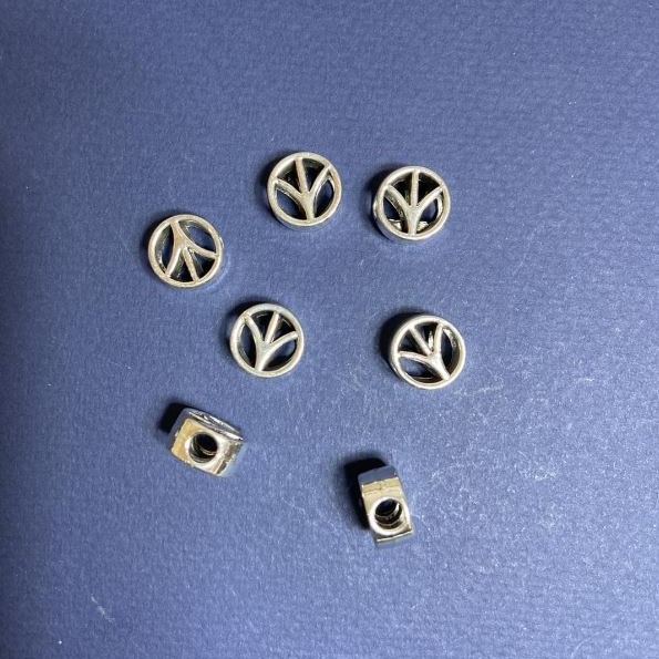 Mărgea-inserție pentru bijuterii, diametrul 12×6 mm, diametrul interior de 4,3 mm, 3 mm fațetat, 20 g, 10 buc.
