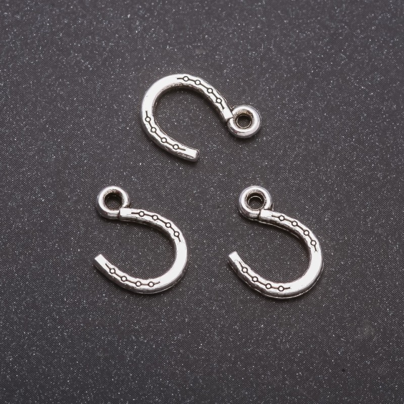 Pandantiv – Potcoavă, diametru 10x14 mm, pachet 44 bucți, greutate 20 g