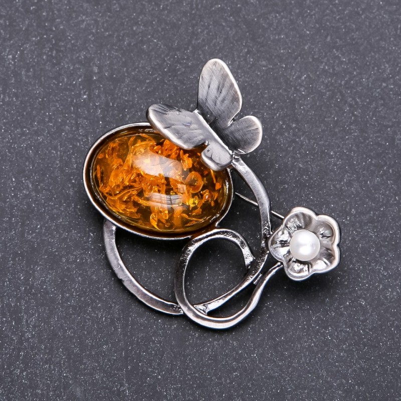 Broșă forjată în formă de fluture «Chihlimbar» 47×47 mm, metal gri