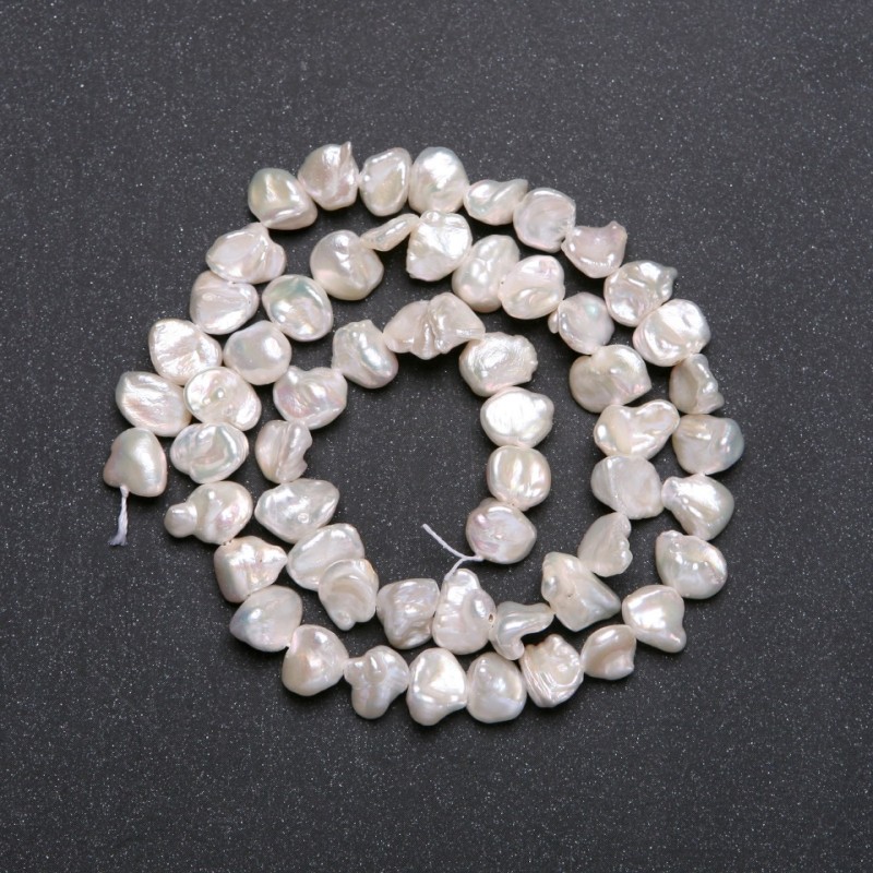 Perle baroce naturale pe șnur, cu luciu cald de culoare «benzină», diametru de 8 mm, lungime 40 cm (±)