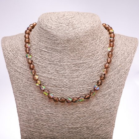 Colier din sticlă opalescentă maro închis, bile netede, diametrul 8 mm, lungime 45 cm
