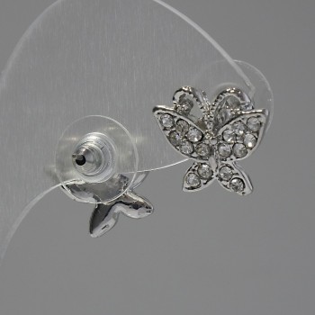 Cercei cu știft în formă de fluture, cu strasuri albe, metal placat argintiu, 1,5 cm