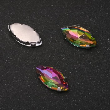 Preț per pachet / 10 buc. Cristal cusut în cap oval roz-verde 9x18 mm