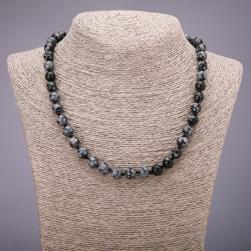 Colier din obsidian zăpezit 'Lacrimi de Apache' cu bile lucioase, diametrul 8 mm, lungime 48 cm