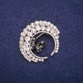 Broșă în formă de fluture cu email negru și cristale albe