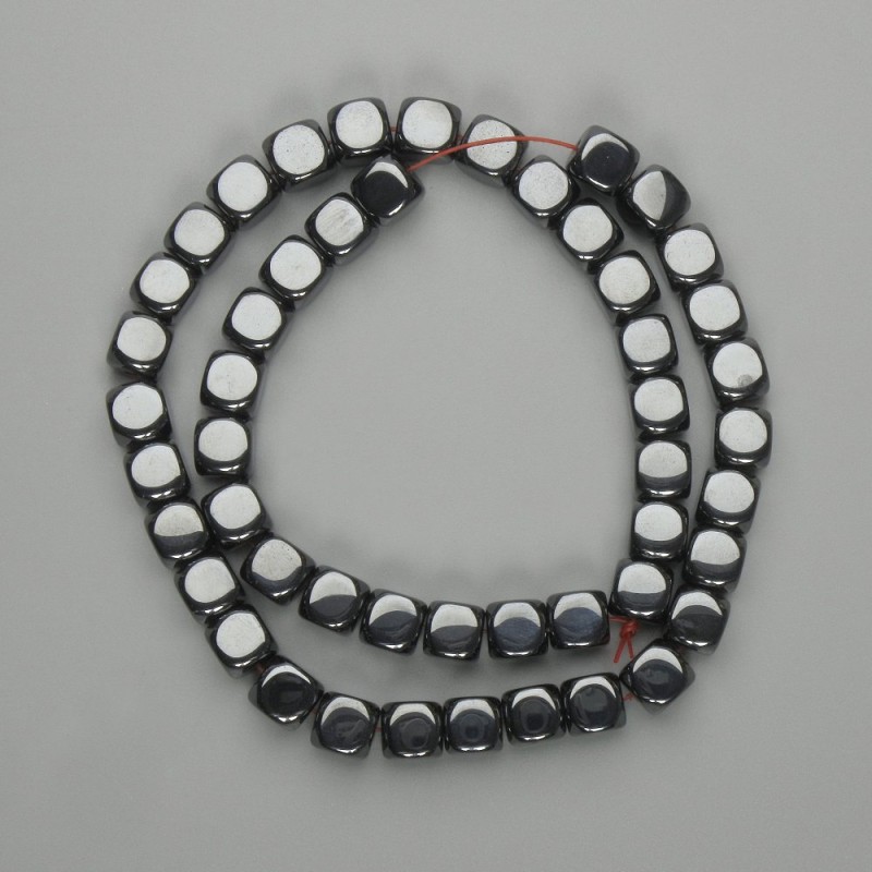 Mărgele din hematit cubice, 8x8 mm, pe șnur