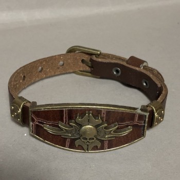 Brățară cu inserții metalice, lungime 16-24 cm, grosime 20 mm, piele ecologică culoare maro pe curea