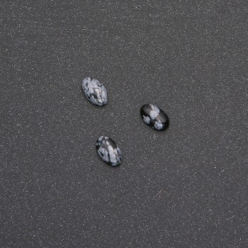 Cabochon piatră obsidian fulgi de zăpadă «Lacrimi de Apache» 8×5 mm