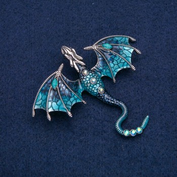 Broșă-pendent Dragon, din metal argintiu, email albastru cu strasuri albastre și petrol, 70x63 mm +