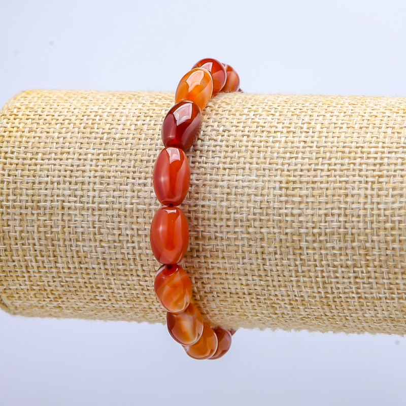 Brățară pe elastic, carneol cilindric, diametrul 8x12 mm, lungime 18 cm+-