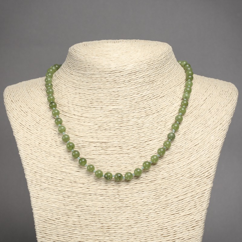 Colier din jad natural canadian jadeit, mărgele netede cu diametrul de aproximativ 6,5 mm, lungime 45 cm