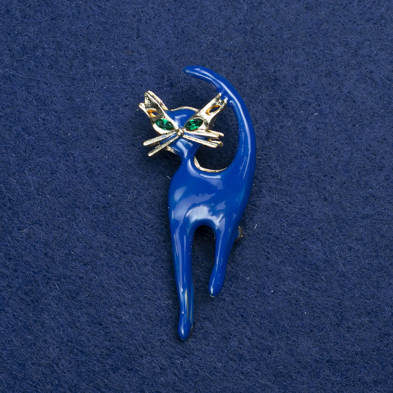 Broșă Pisicuță din metal auriu, email și strasuri, 45×40 mm +