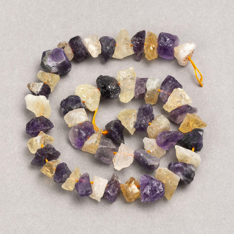 Mărgele pe șnur – piatră brută, asortiment ametist + citrin, formă cabochon, diametru 13×8 mm (±), lungime 41 cm