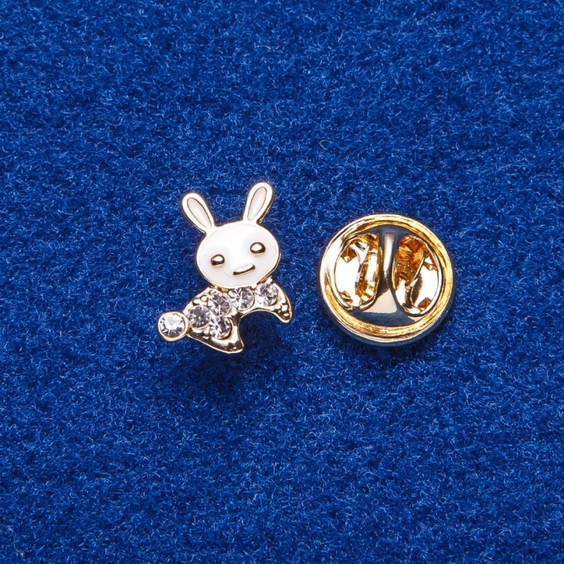 Broșă pe șurub «Iepuraș» 1,4×1,2 cm, metal auriu