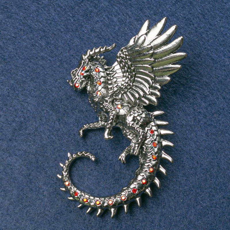 Broșă Dragon, argintiu cu cristale roșii din benzină, 64×50 mm+