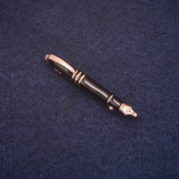 Broșă în formă de pix, 5×45 mm, email negru, metal auriu