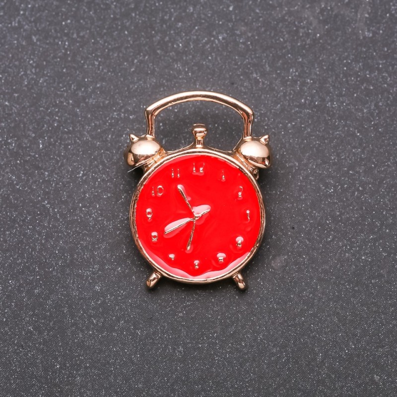 Broșă în formă de ceas deșteptător, email roșu, metal galben, 20×27 mm